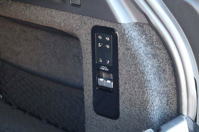 Used 2023 Land Rover Range Rover Autobiography AWD/4WD image 14