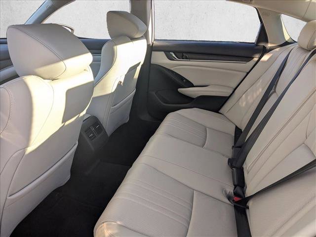 Used 2020 Honda Accord Touring image 18