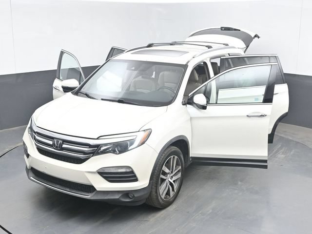 Used 2016 Honda Pilot Touring image 45