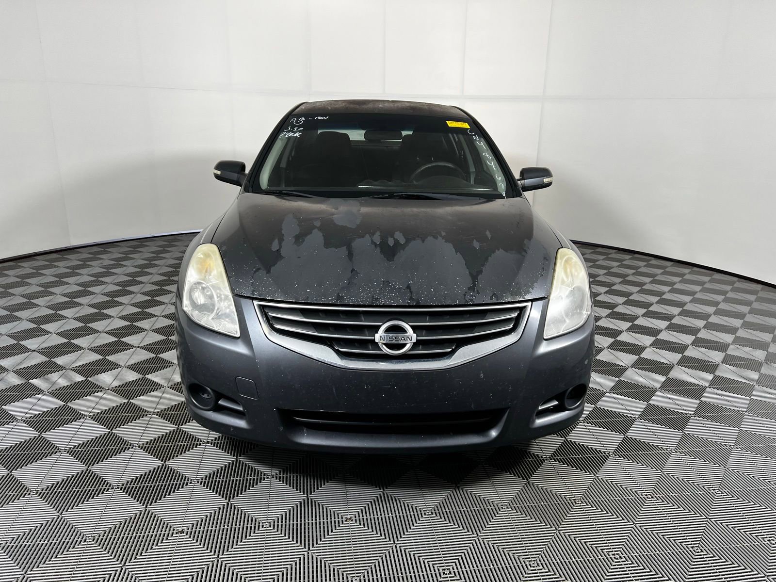Used 2012 Nissan Altima 3.5 SR FWD image 2