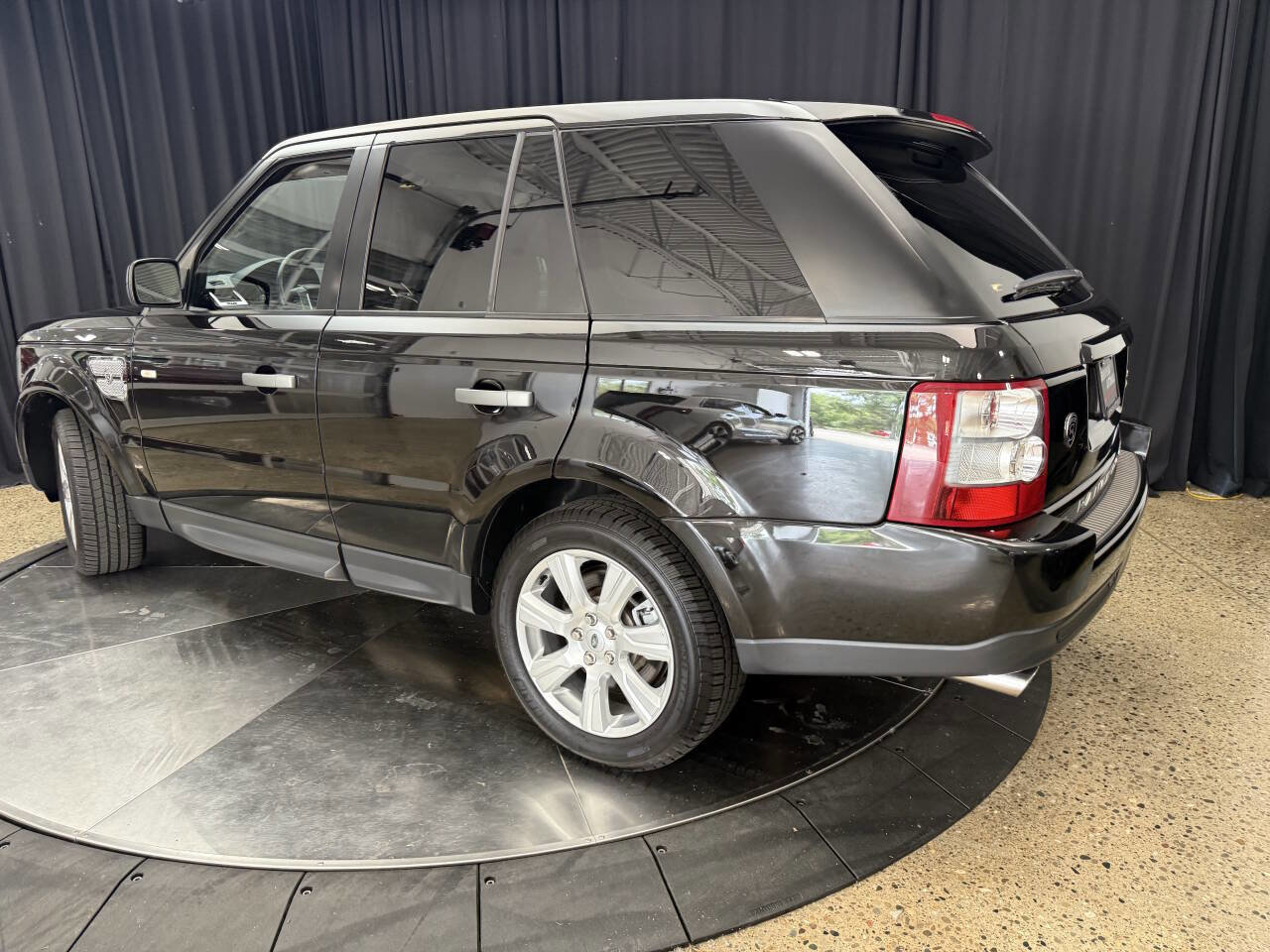 Used 2009 Land Rover Range Rover Sport Supercharged image 5