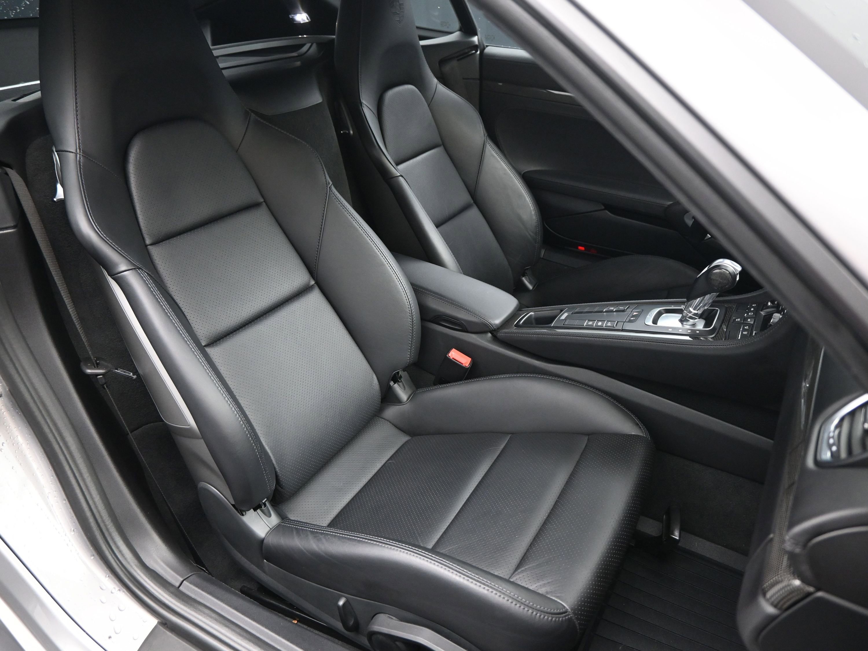 Certified 2019 Porsche 718 Cayman GTS image 12