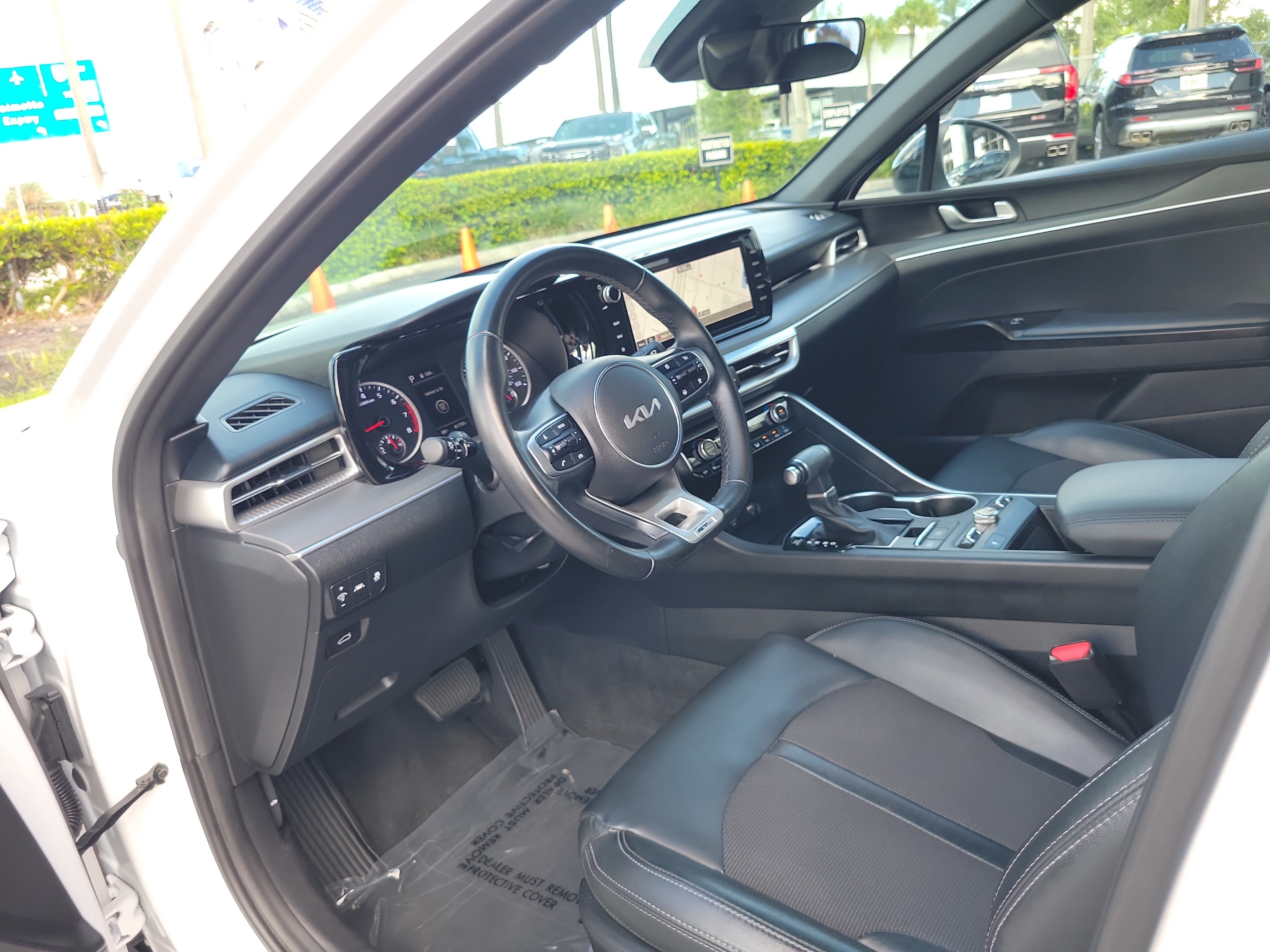 Used 2024 Kia K5 GT-Line w/ GT-Line Premium Package FWD image 9