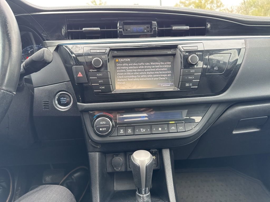 Used 2015 Toyota Corolla S Premium FWD image 9