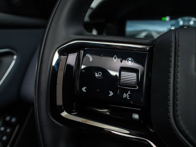 Used 2026 Land Rover Range Rover Velar S AWD/4WD image 19