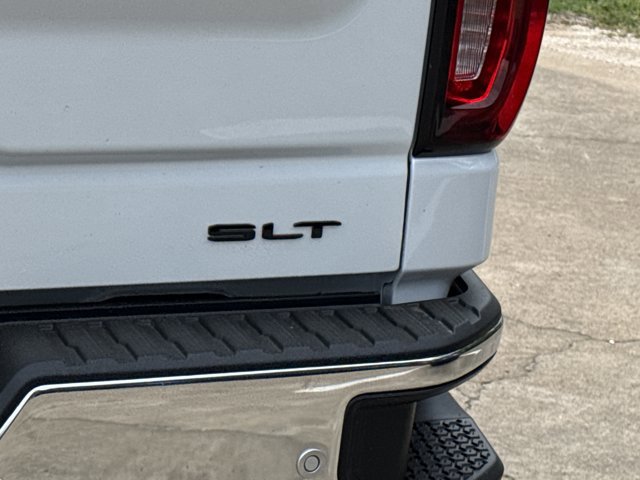 New 2026 GMC Sierra 1500 SLT w/ SLT Premium Plus Package image 10