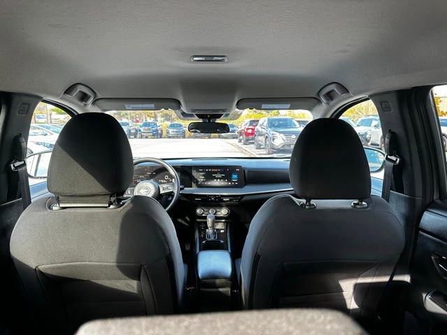 Used 2025 Nissan Kicks SV FWD image 15