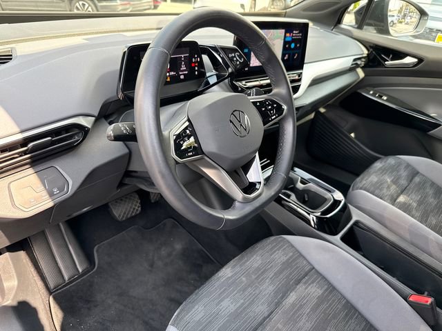 Certified 2022 Volkswagen ID.4 Pro image 40
