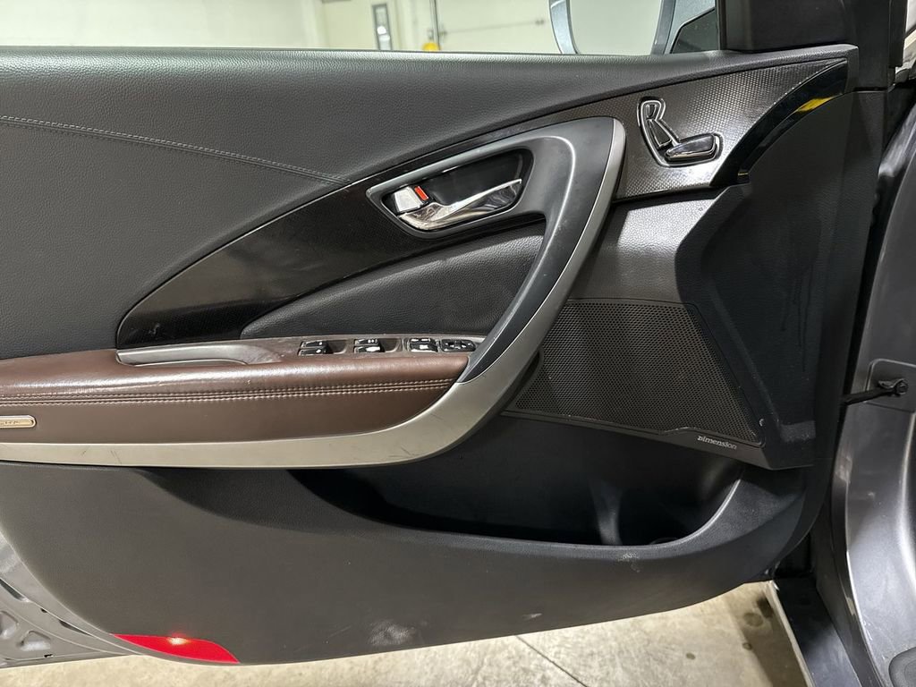 Used 2013 Hyundai Azera image 20