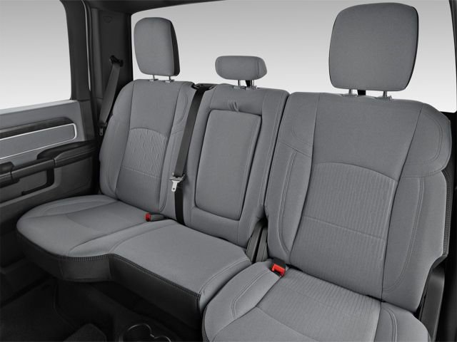 Used 2024 RAM 2500 Laramie w/ Safety Group image 11