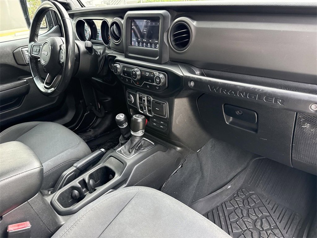 Used 2022 Jeep Wrangler Unlimited Sport image 26