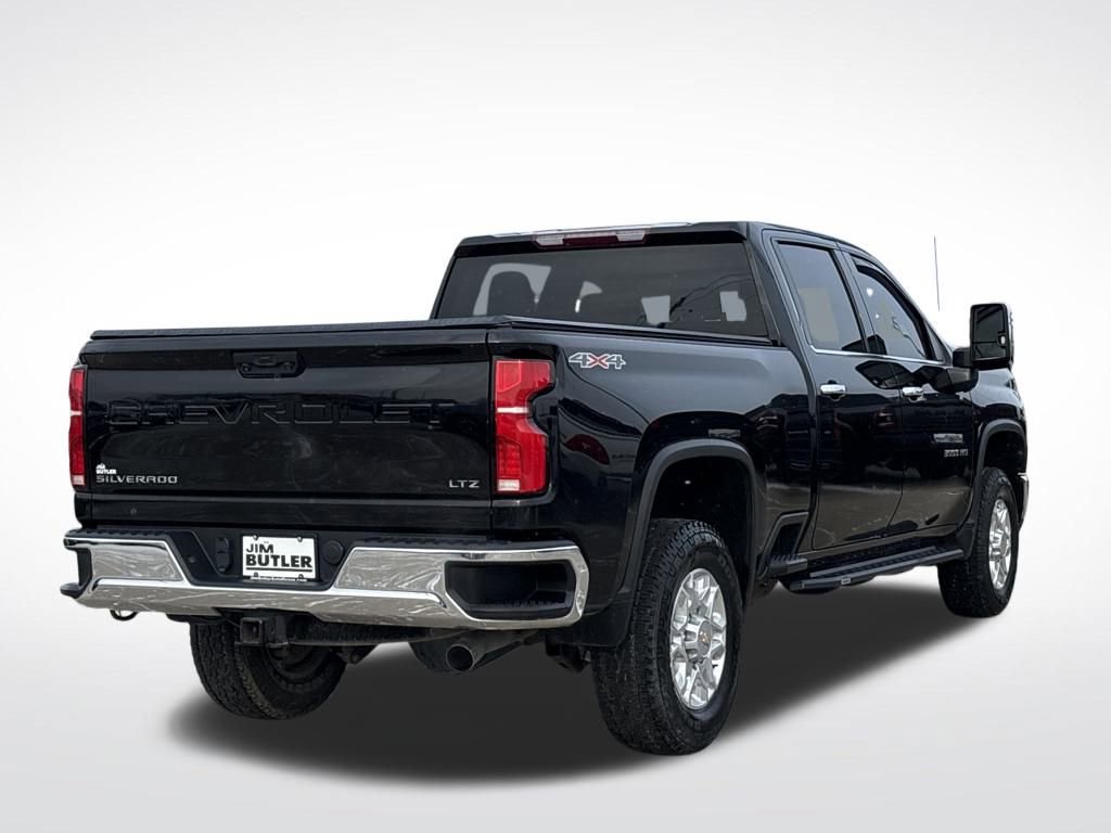 Used 2024 Chevrolet Silverado 3500 LTZ w/ LTZ Convenience Package AWD/4WD image 7