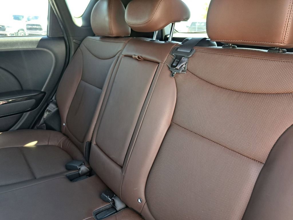 Used 2017 Kia Soul + image 22