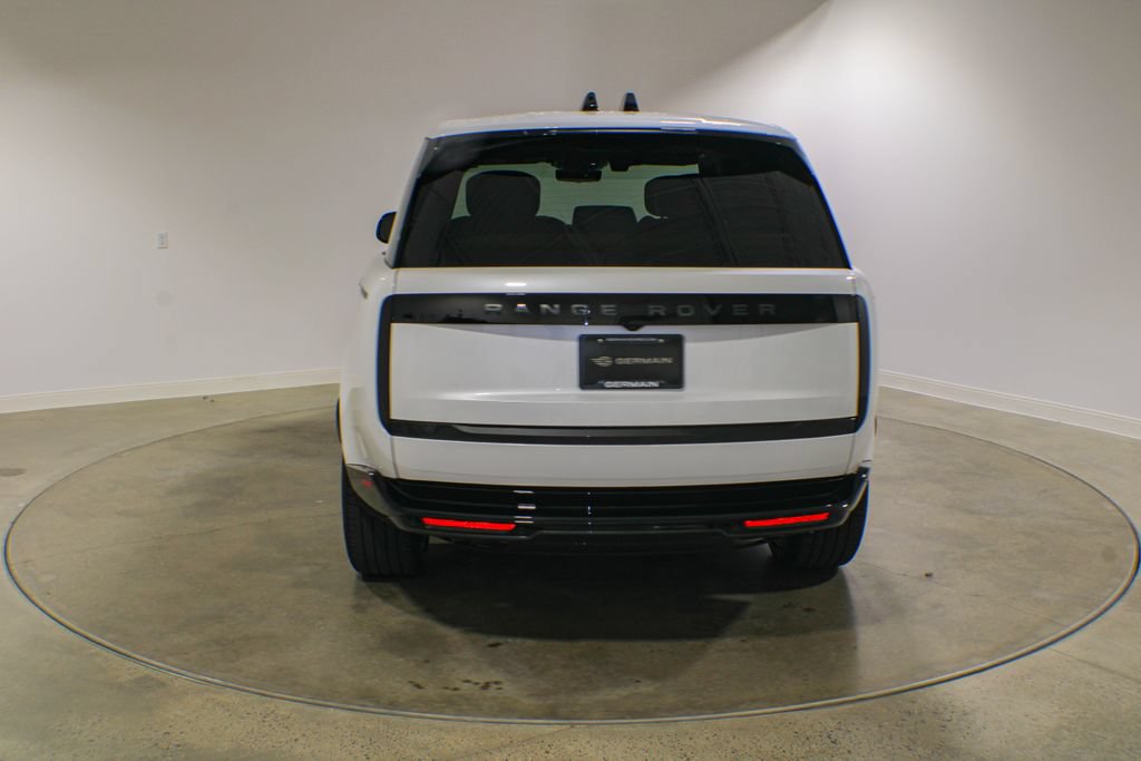 Certified 2026 Land Rover Range Rover Autobiography AWD/4WD image 4
