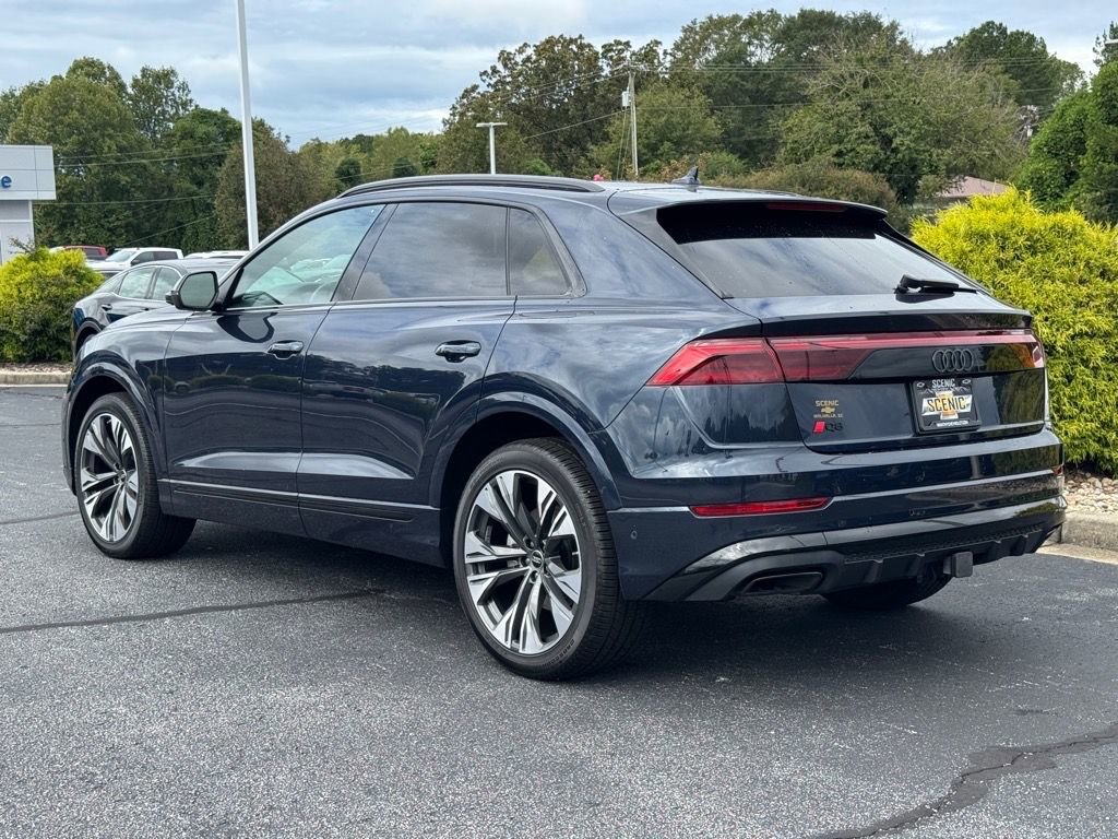 Used 2024 Audi Q8 Prestige w/ Prestige Package image 5