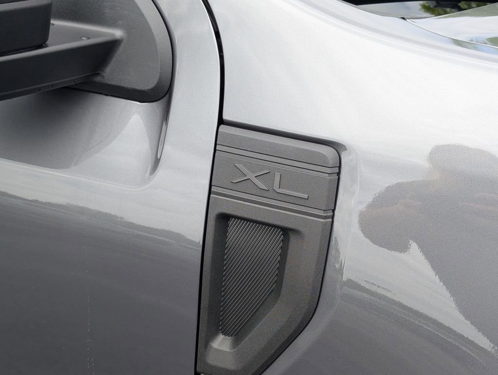 New 2026 Ford Maverick XL FWD image 16