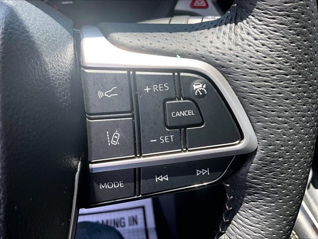 Used 2025 Toyota Sienna Platinum AWD/4WD image 18