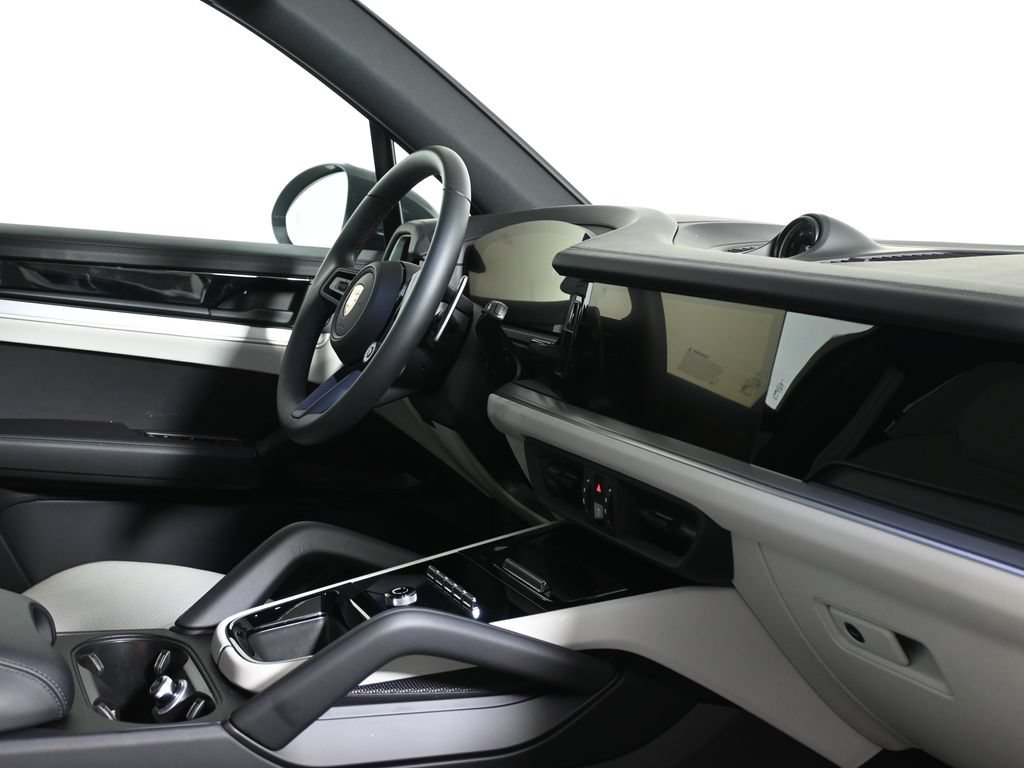 Used 2026 Porsche Cayenne E-Hybrid AWD/4WD image 38
