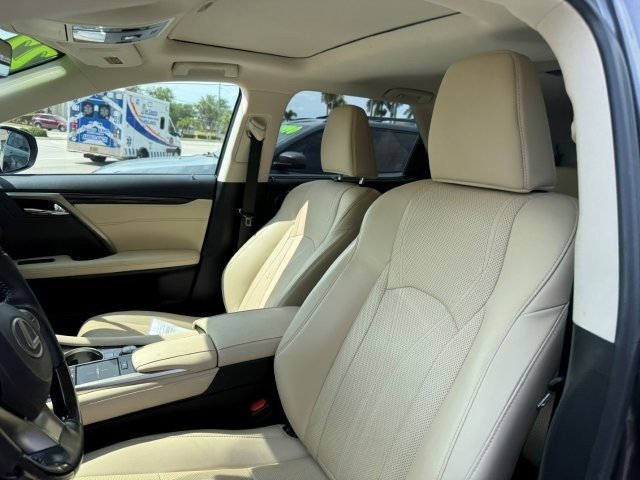 Used 2022 Lexus RX 350L Luxury w/ Accessory Package (Z1) FWD image 12