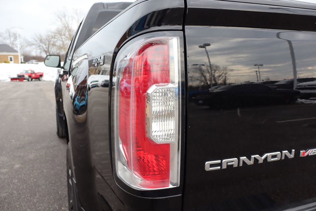 Used 2019 GMC Canyon SLE w/ Driver Alert Package image 30