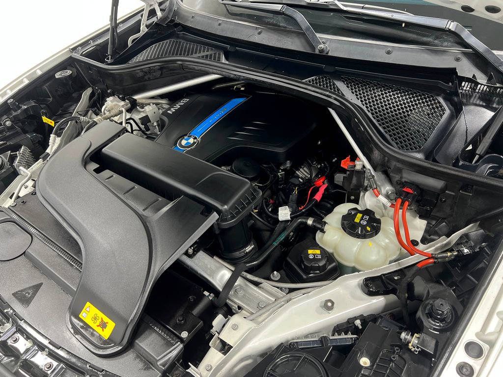 Used 2016 BMW X5 xDrive40e image 30
