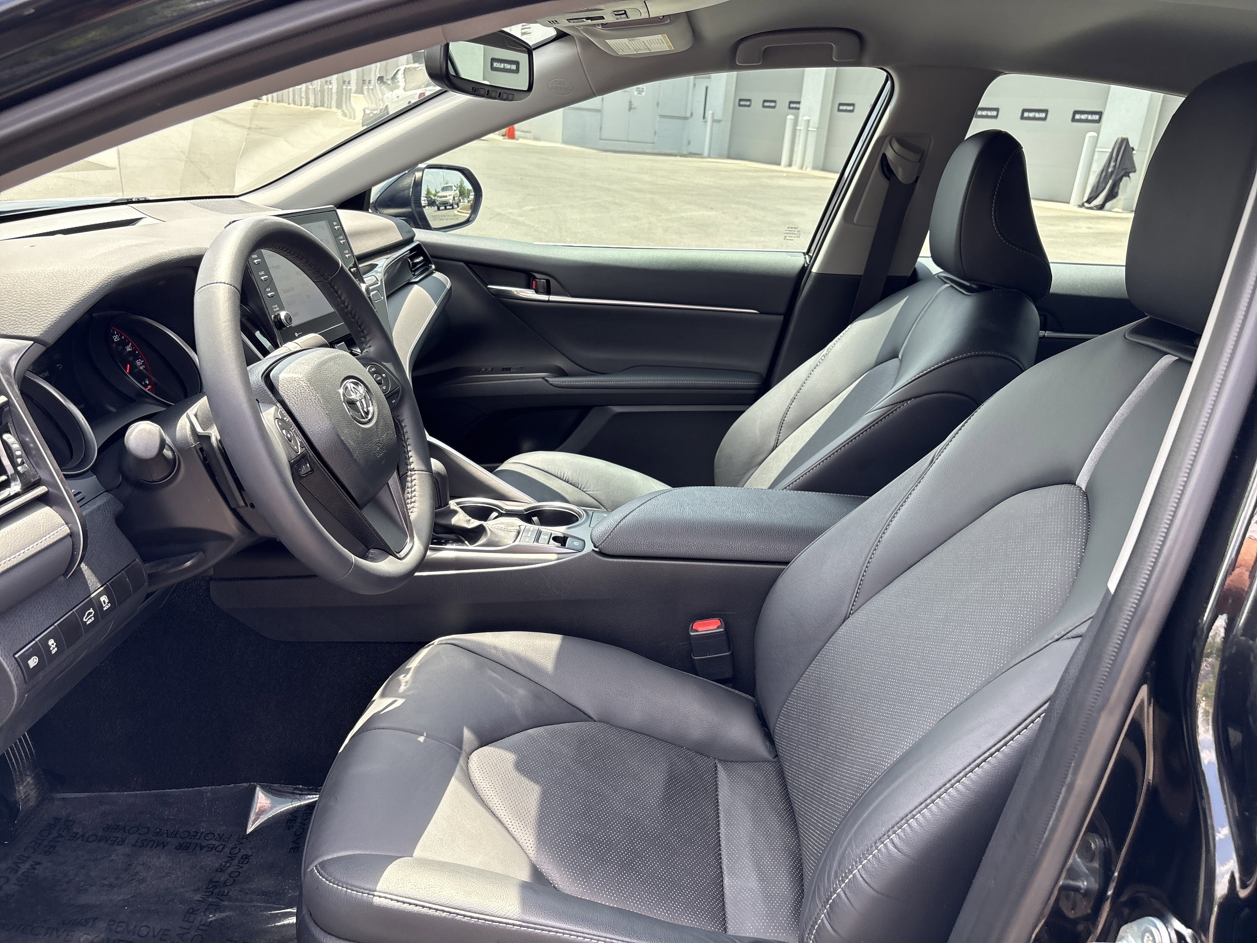 Used 2024 Toyota Camry XSE FWD image 18