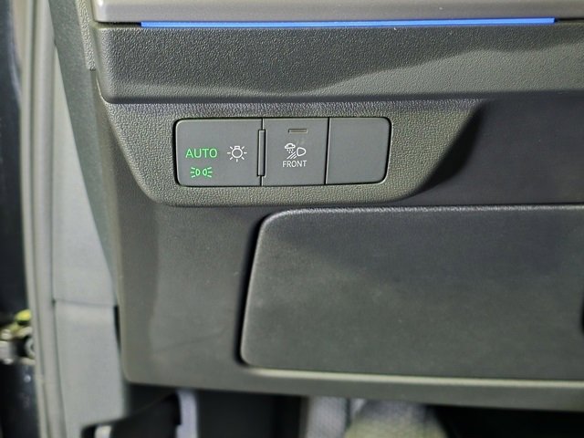 Used 2023 Audi Q4 e-tron Prestige w/ 20" Wheel Package image 29