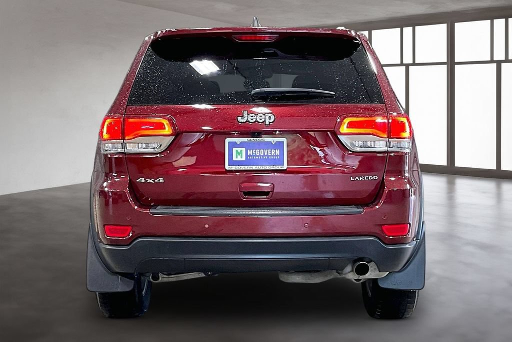 Used 2021 Jeep Grand Cherokee Laredo w/ Security & Convenience Group AWD/4WD image 6