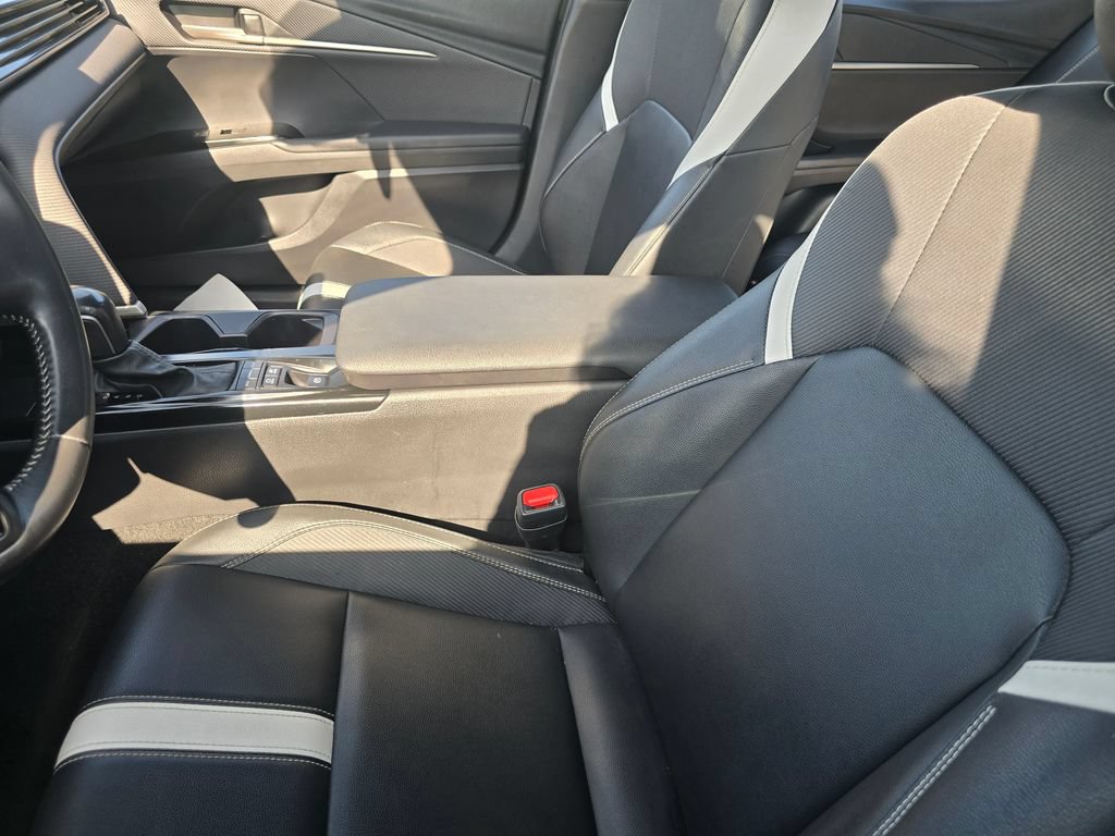 Used 2025 Toyota Camry SE FWD image 21