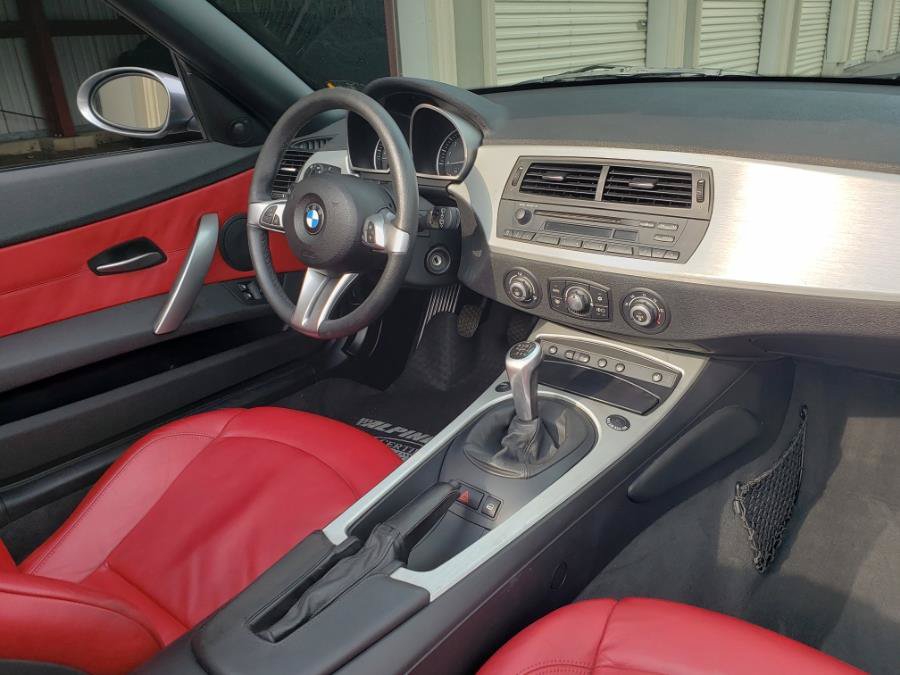 Used 2008 BMW Z4 3.0si RWD image 11
