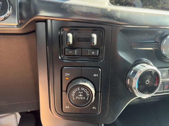 Used 2025 Ford F150 Lariat w/ Equipment Group 501A Mid AWD/4WD image 24