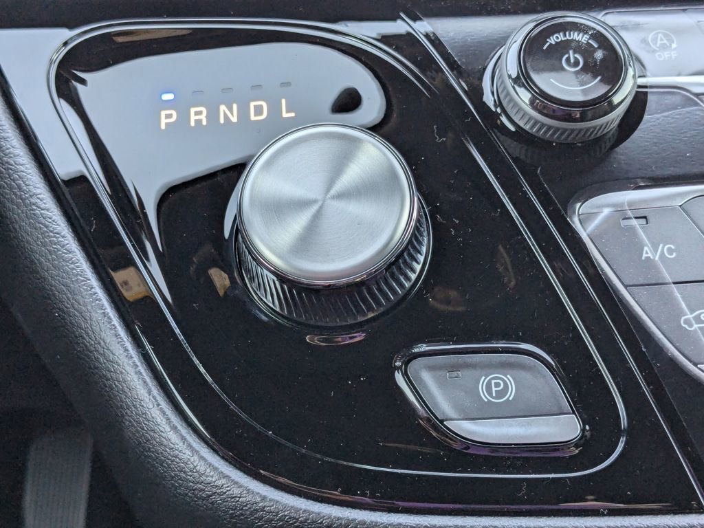 New 2025 Chrysler Voyager LX image 29