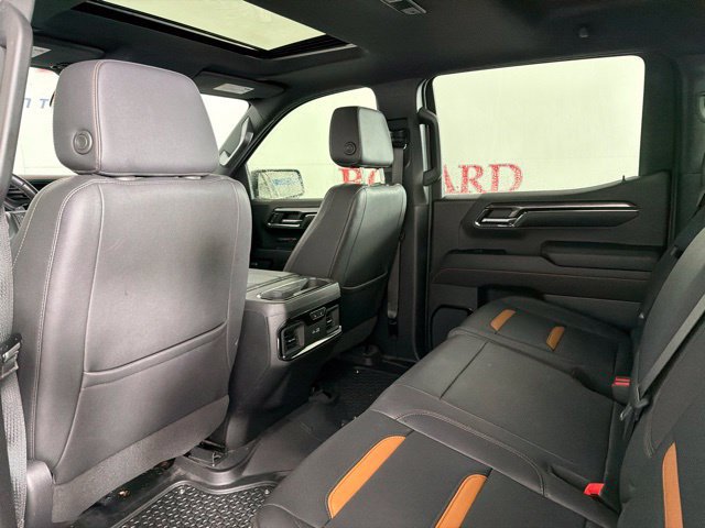 Used 2024 GMC Sierra 1500 AT4 w/ Technology Package AWD/4WD image 33