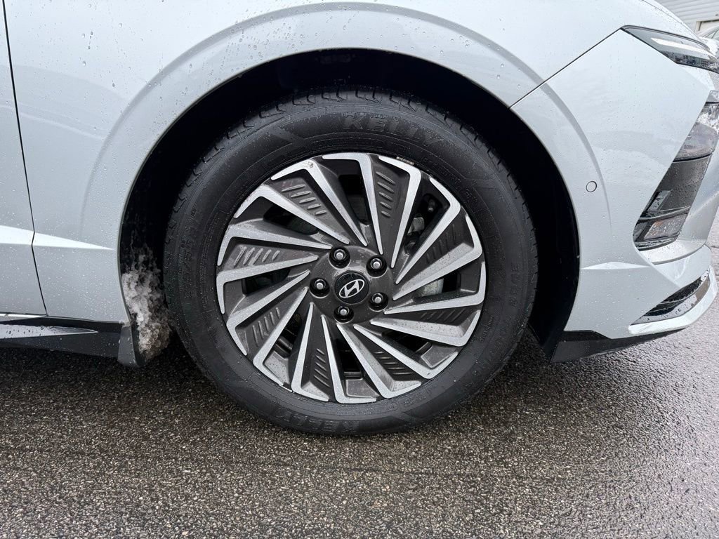 Used 2024 Hyundai Sonata Limited image 26