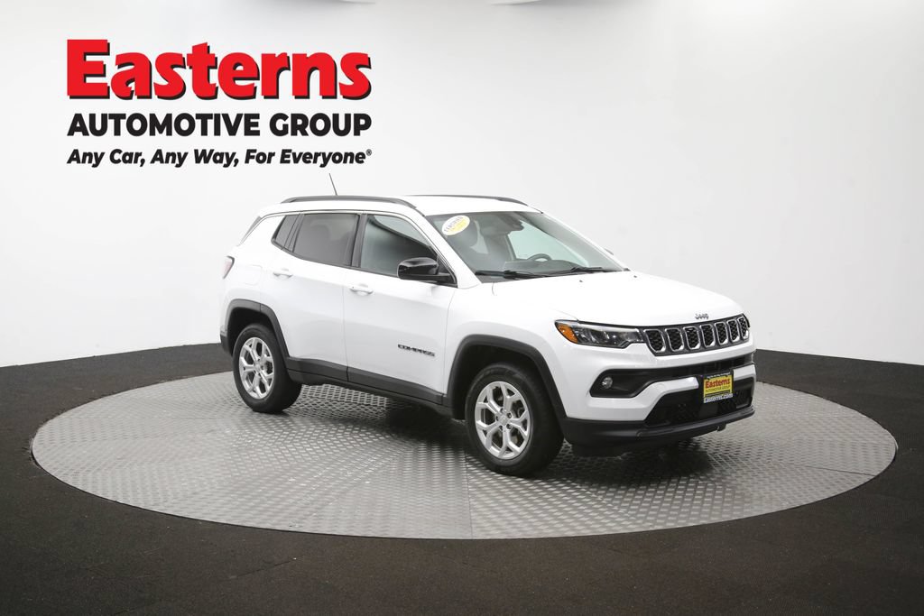 Used 2024 Jeep Compass Latitude AWD/4WD image 47