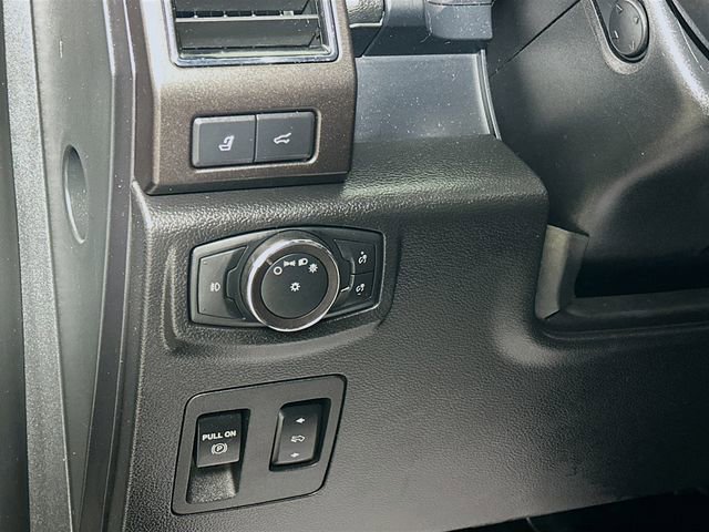 Used 2019 Ford Expedition Max Limited image 11