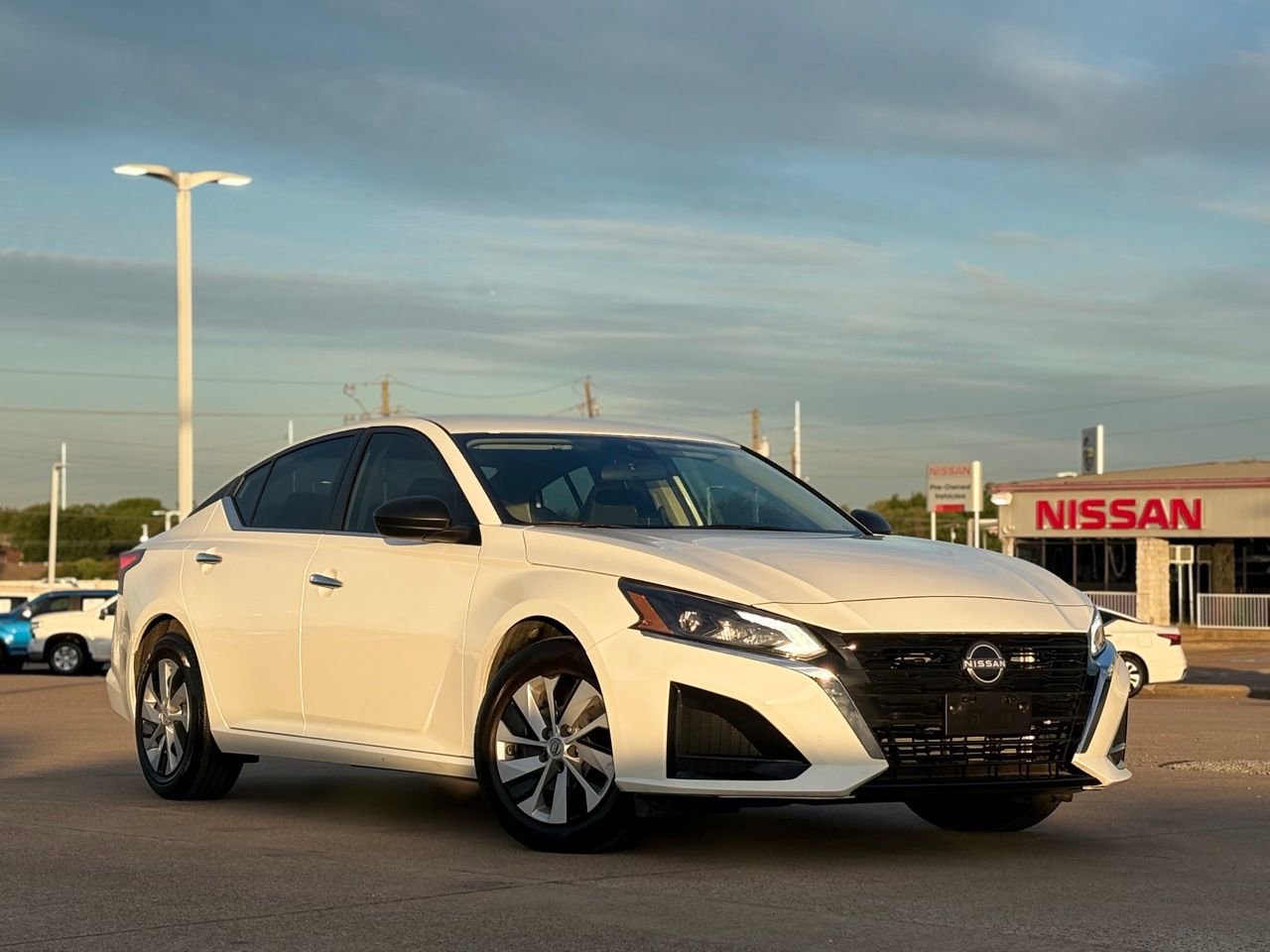 Certified 2025 Nissan Altima 2.5 S image 2