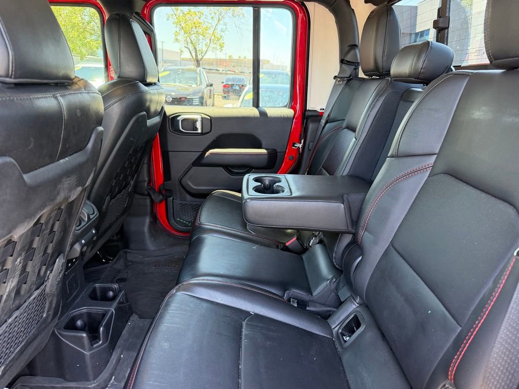 Used 2022 Jeep Gladiator Rubicon w/ LED Lighting Group AWD/4WD image 9