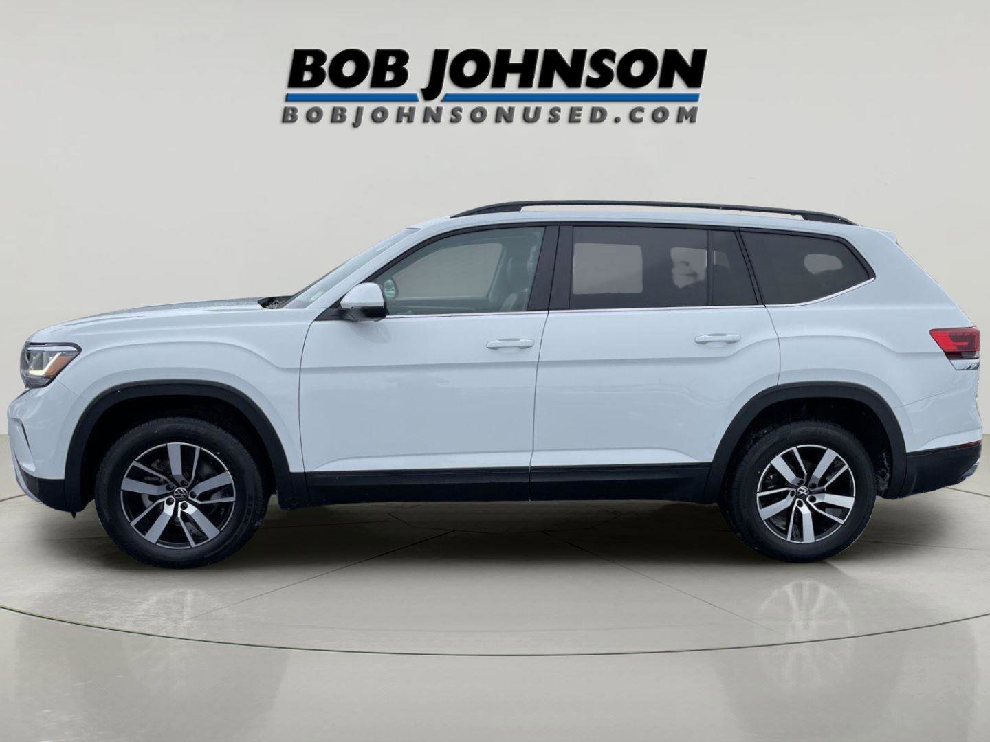 Used 2023 Volkswagen Atlas SE image 4