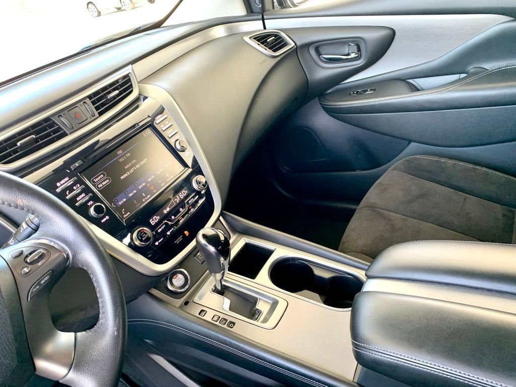 Used 2020 Nissan Murano SV FWD image 37