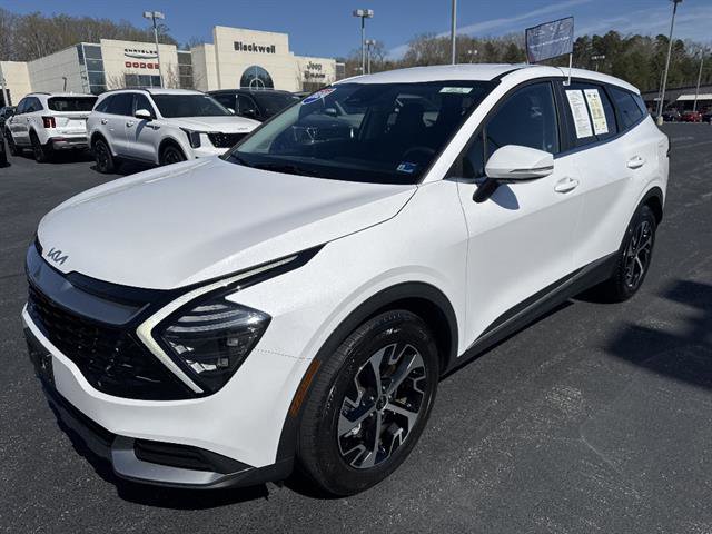 Certified 2024 Kia Sportage EX image 3