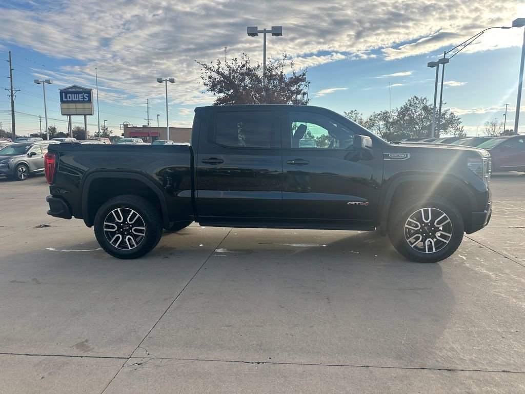 New 2026 GMC Sierra 1500 AT4 w/ AT4 Premium Package image 9