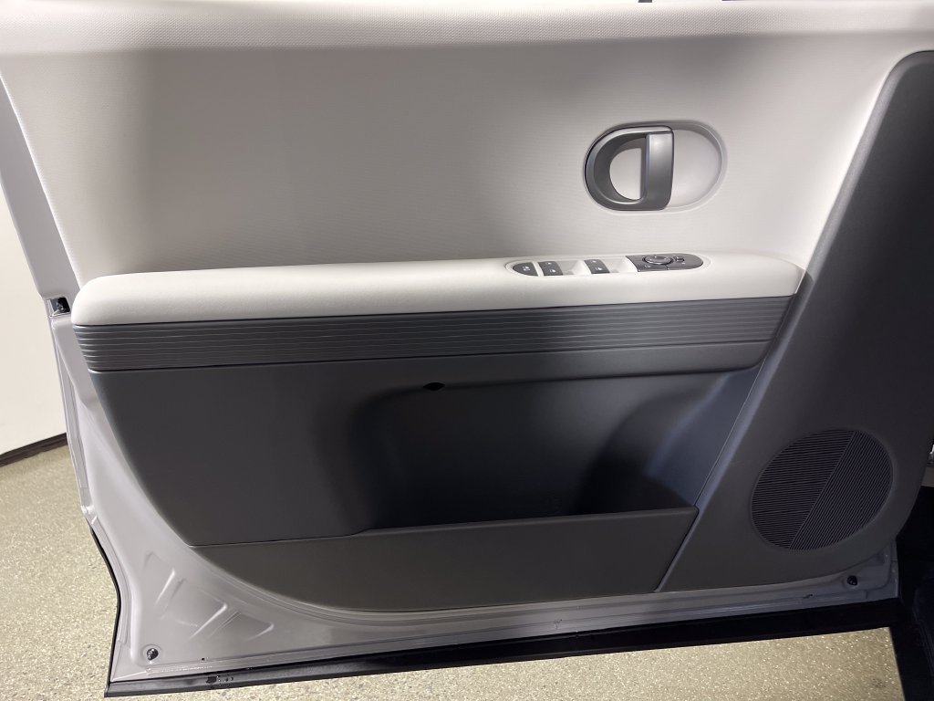 New 2027 Hyundai Ioniq 5 SEL RWD image 19