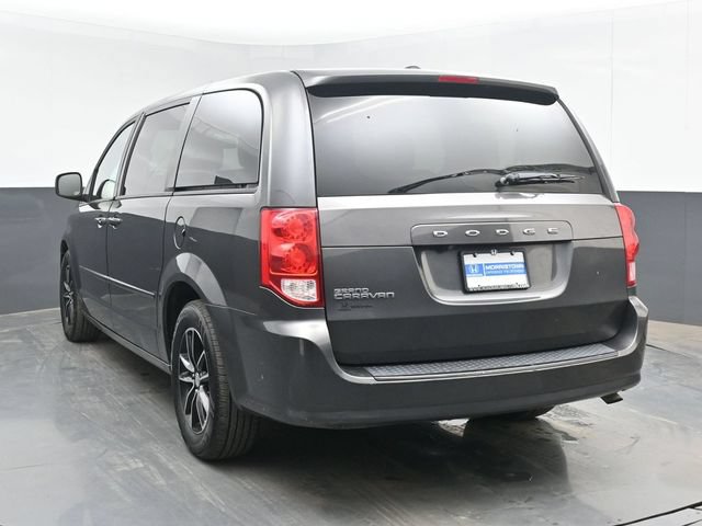 Used 2016 Dodge Grand Caravan SXT FWD image 7
