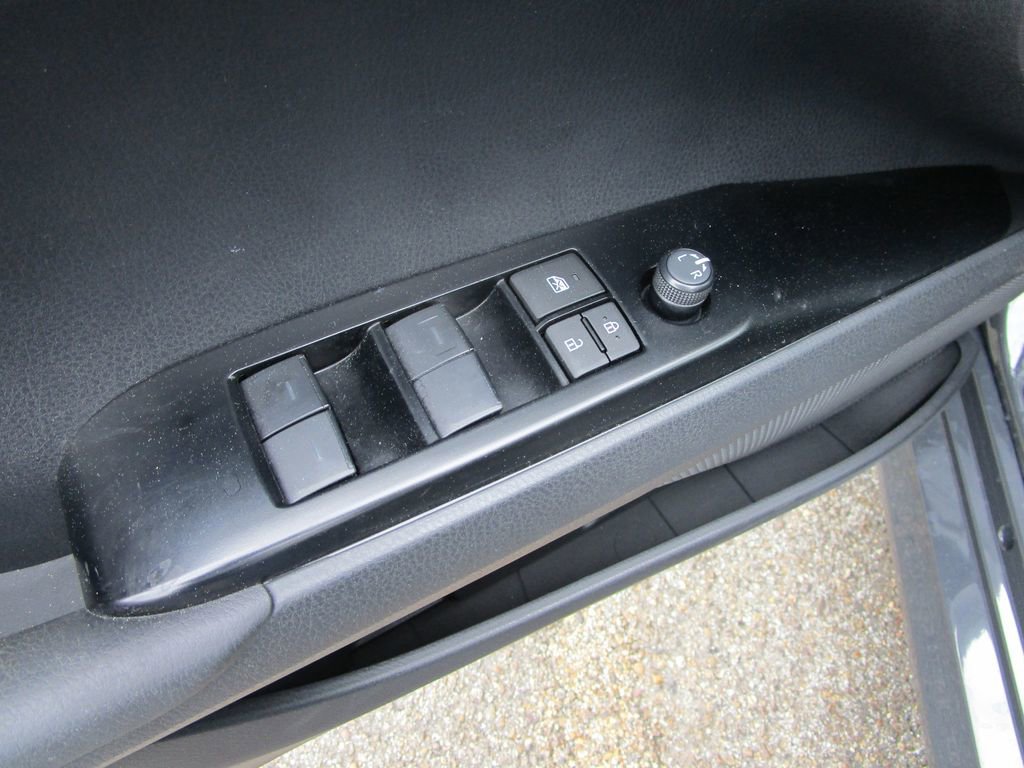 Used 2025 Toyota Camry LE image 22