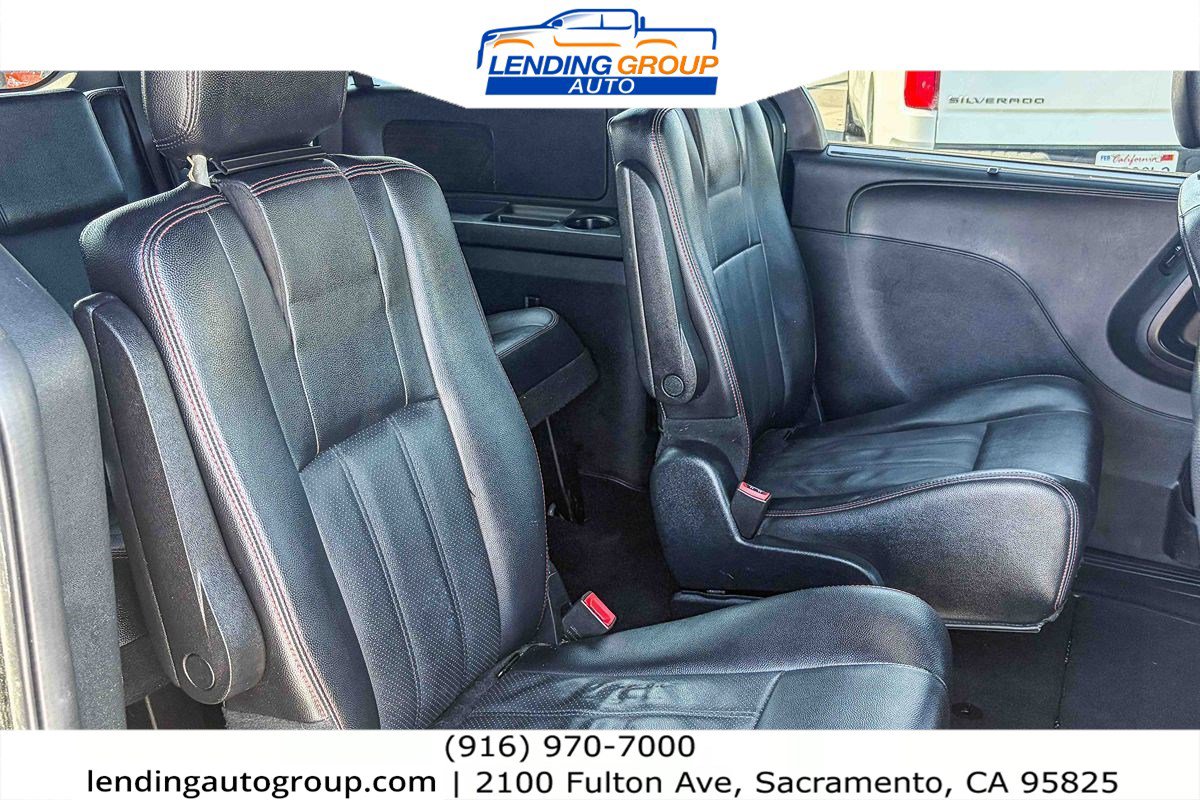 Used 2019 Dodge Grand Caravan GT image 17