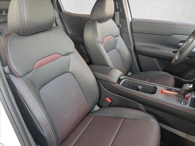 Used 2025 Nissan Kicks SR AWD/4WD image 20