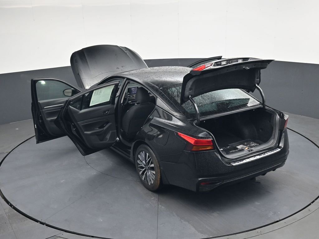Used 2023 Nissan Altima 2.5 SV FWD image 50