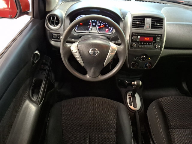 Used 2016 Nissan Versa SV FWD image 10