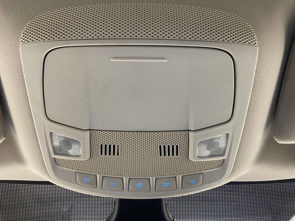 Used 2023 Ford Edge SEL image 20